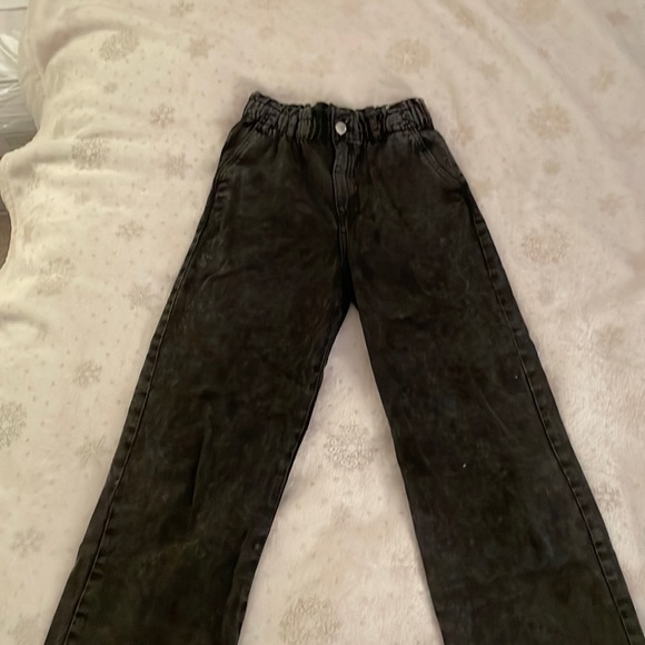 H&M black jeans. Size: 10-11 - Picture 1 of 1